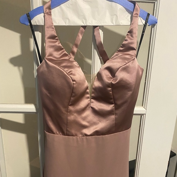 Built in bra support. Open cross cross back. Plum colour. Sorella Vita designer. - Picture 3 of 7